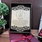 Felicitare din lemn personalizata pentru parinti