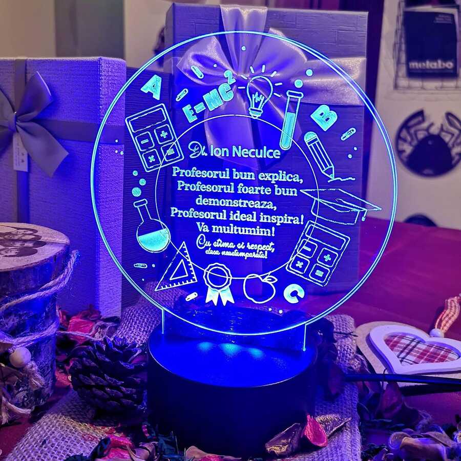 Cadou personalizat Trofeu LED – Special pentru Profesor – Model 5