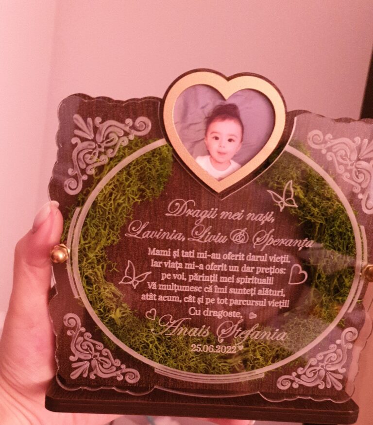 Fotografie reală cu „Trofeu Personalizat cu Licheni - Pentru nasii de botez”, trimisă în recenzia #407193