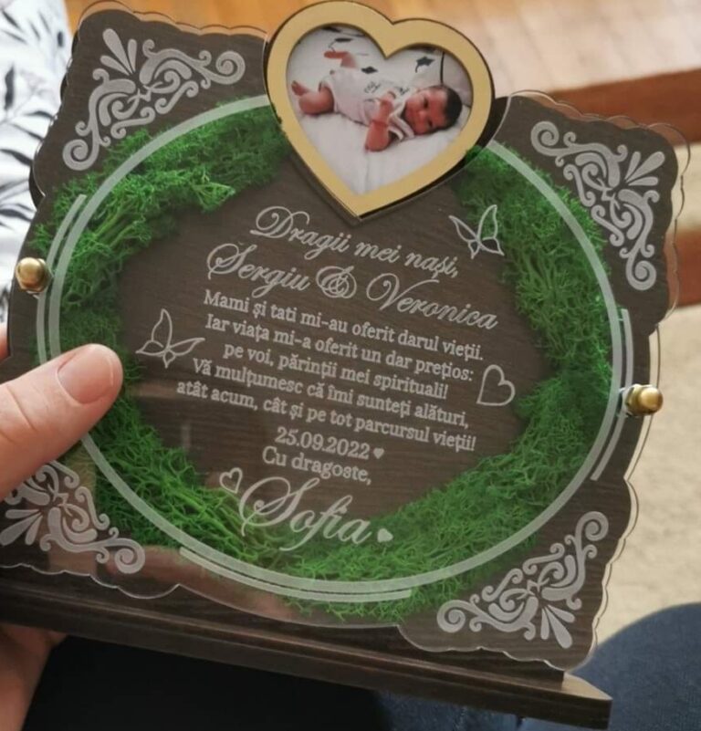 Fotografie reală cu „Trofeu Personalizat cu Licheni - Pentru nasii de botez”, trimisă în recenzia #471119