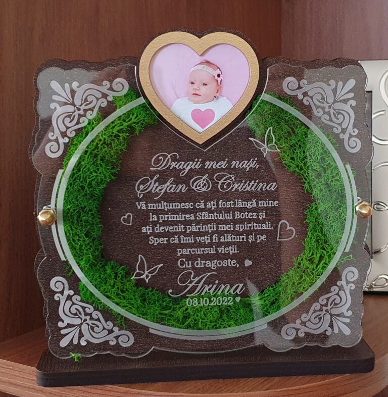Fotografie reală cu „Trofeu Personalizat cu Licheni - Pentru nasii de botez”, trimisă în recenzia #494959