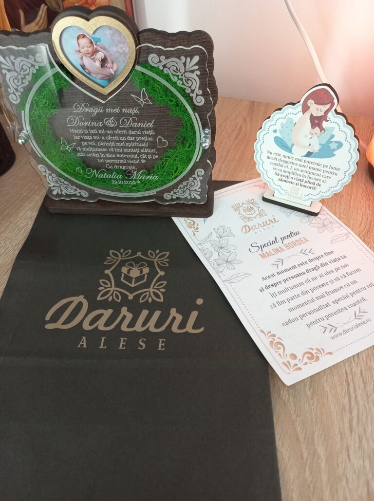 Fotografie reală cu „Trofeu Personalizat cu Licheni - Pentru nasii de botez”, trimisă în recenzia #506362