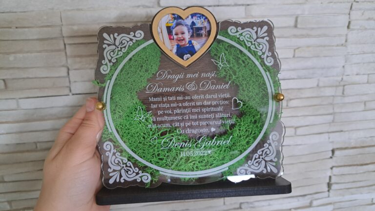 Fotografie reală cu „Trofeu Personalizat cu Licheni - Pentru nasii de botez”, trimisă în recenzia #608846