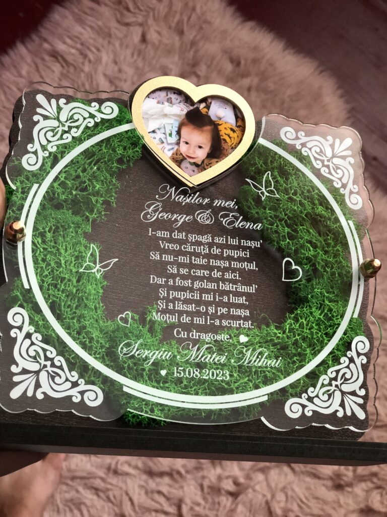 Fotografie reală cu „Trofeu Personalizat cu Licheni - Pentru nasii de botez”, trimisă în recenzia #696964