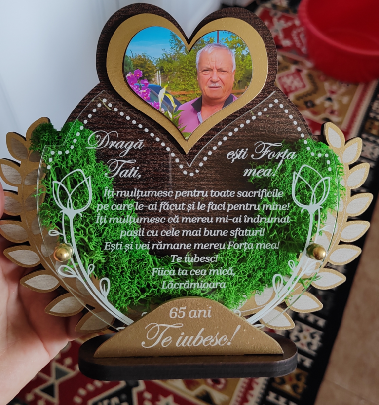 Fotografie reală cu „Cadou personalizat Trofeu cu Licheni – Declaratie iubire”, trimisă în recenzia #726797
