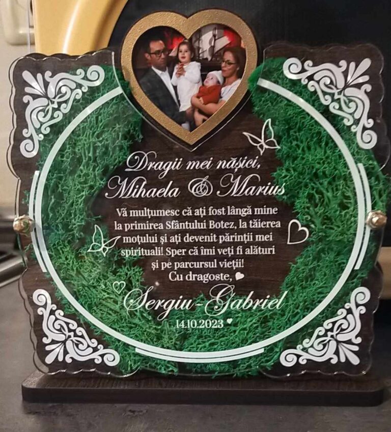 Fotografie reală cu „Trofeu Personalizat cu Licheni - Pentru nasii de botez”, trimisă în recenzia #707966