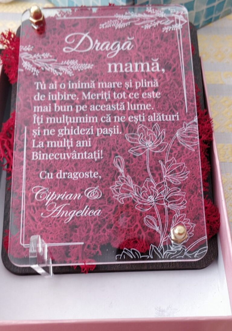 Fotografie reală cu „Felicitare cu licheni - Special pentru mama”, trimisă în recenzia #756111