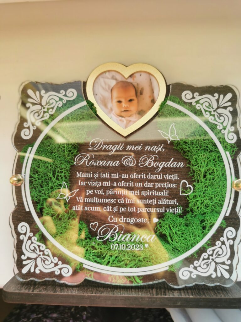 Fotografie reală cu „Trofeu Personalizat cu Licheni - Pentru nasii de botez”, trimisă în recenzia #770930