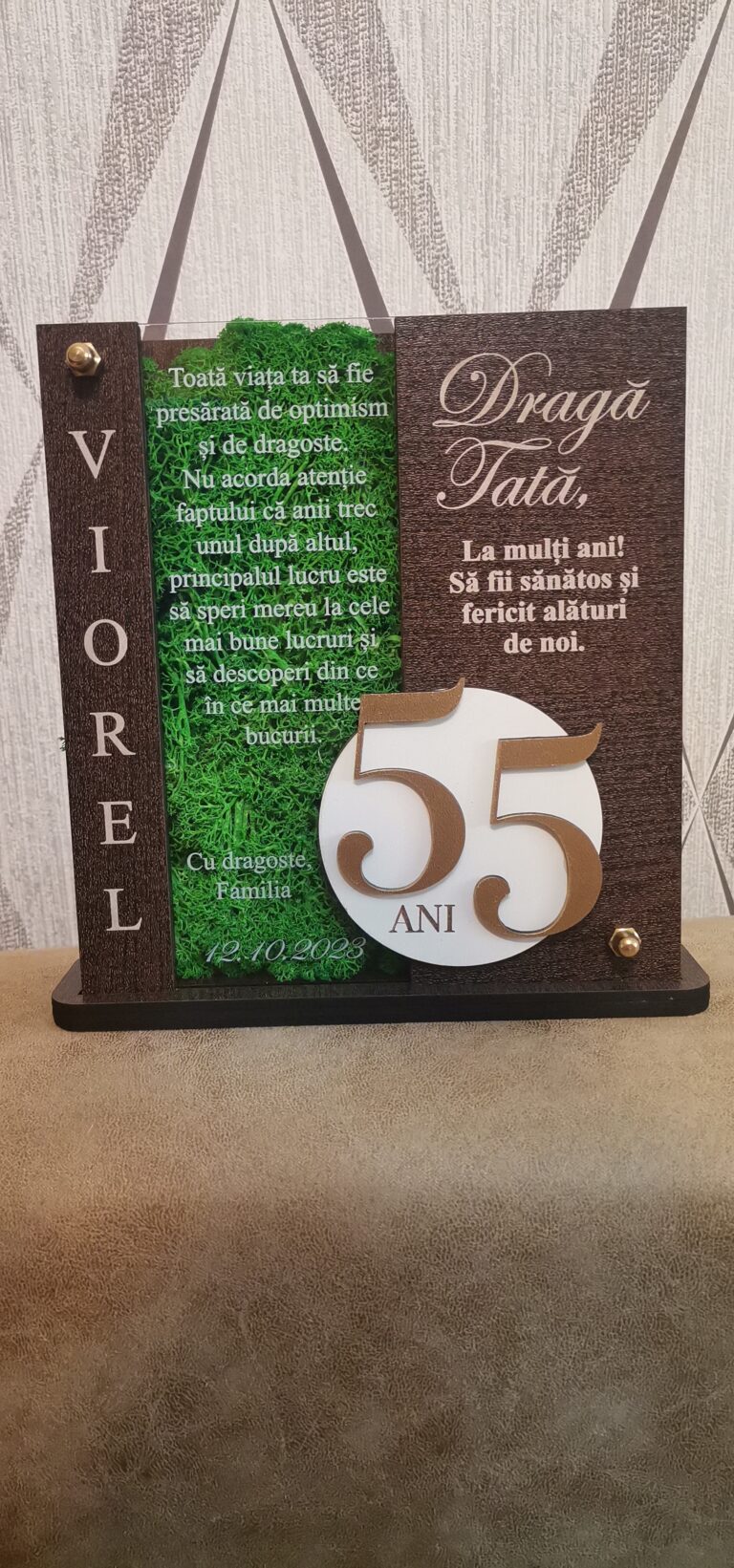 Fotografie reală cu „Cadou personalizat cu licheni- Trofeu pentru tata”, trimisă în recenzia #770007