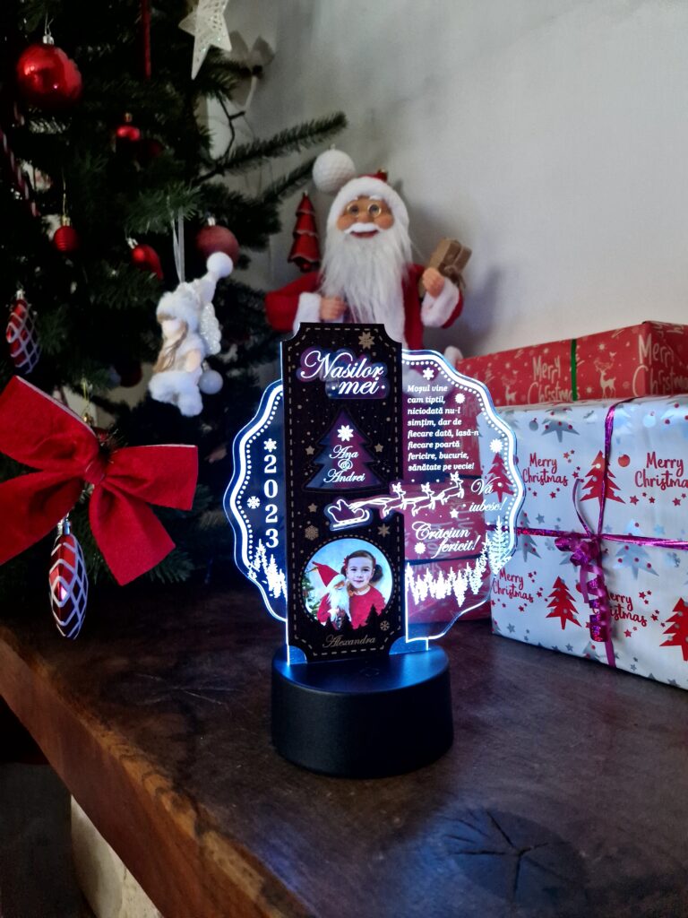 Fotografie reală cu „Trofeu LED de Craciun -  Special pentru nasii de botez”, trimisă în recenzia #820748