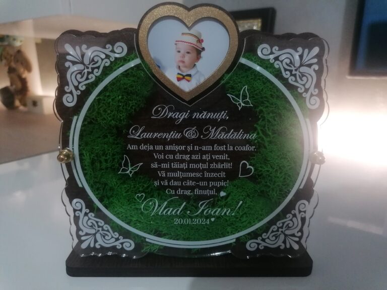 Fotografie reală cu „Trofeu Personalizat cu Licheni - Pentru nasii de botez”, trimisă în recenzia #836441