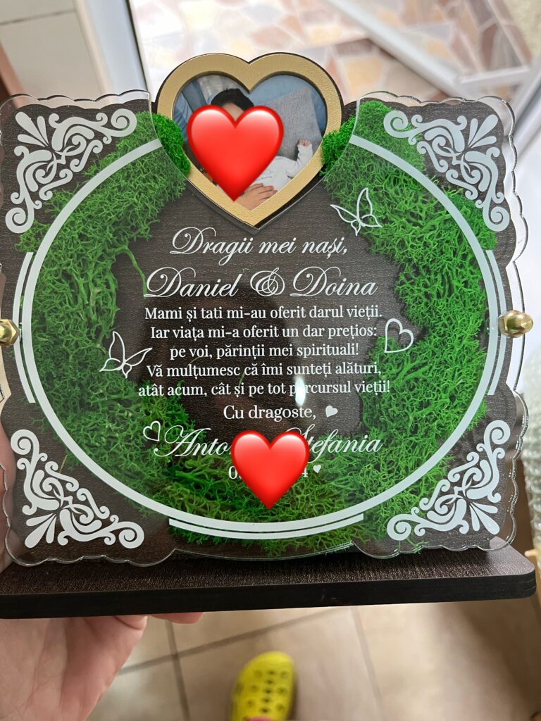 Fotografie reală cu „Trofeu Personalizat cu Licheni - Pentru nasii de botez”, trimisă în recenzia #874159