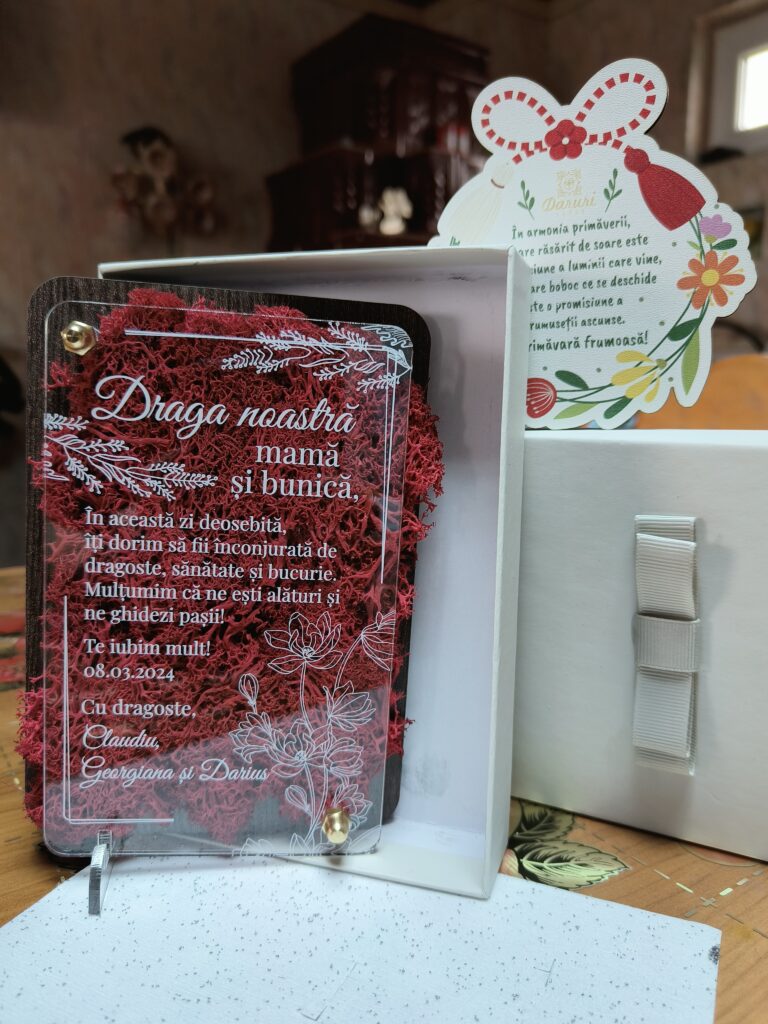 Fotografie reală cu „Felicitare cu licheni - Special pentru mama”, trimisă în recenzia #879945
