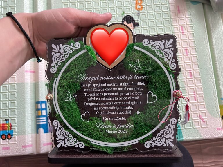 Fotografie reală cu „Trofeu Personalizat cu Licheni - Pentru nasii de botez”, trimisă în recenzia #884666