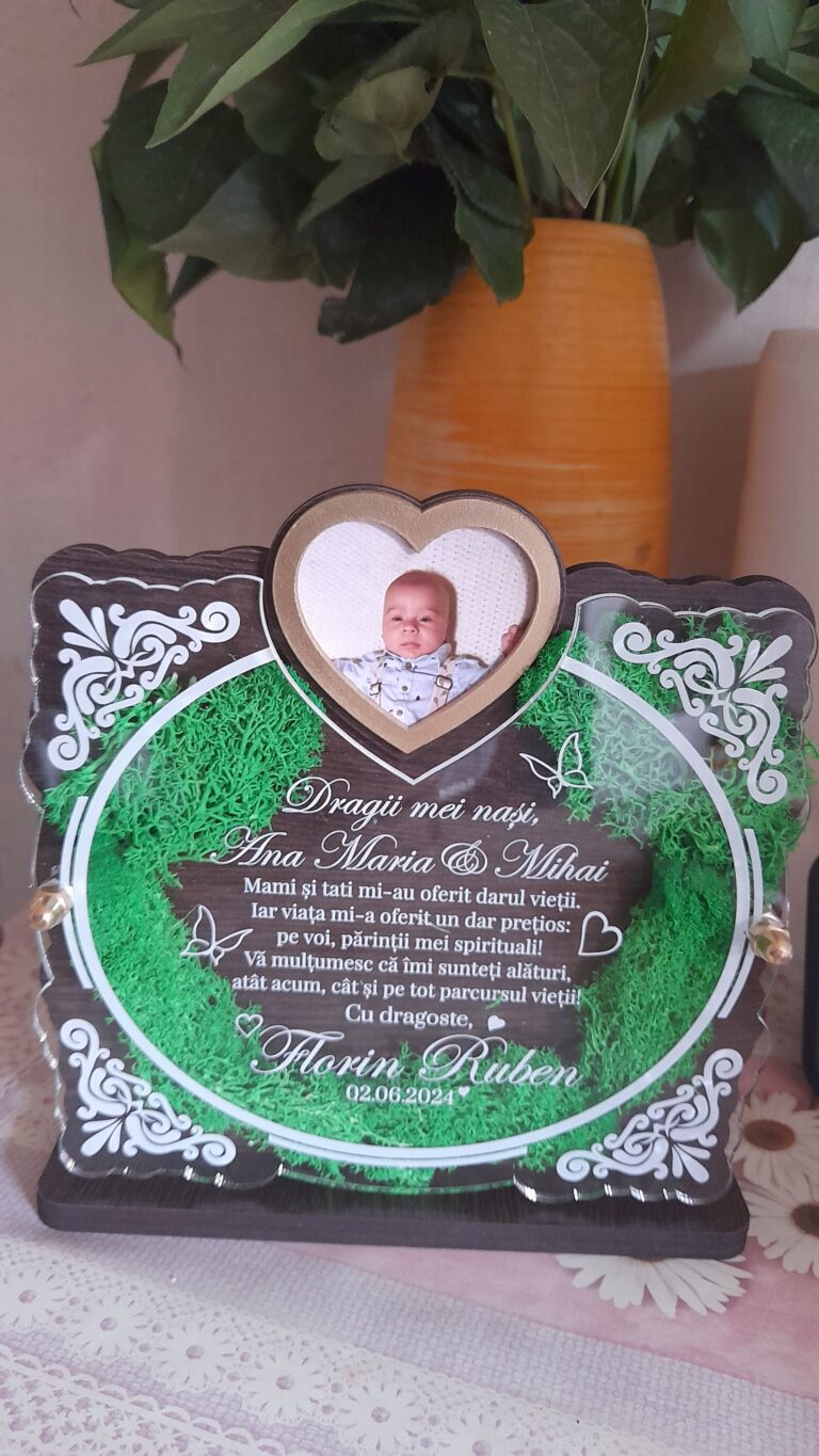 Fotografie reală cu „Trofeu Personalizat cu Licheni - Pentru nasii de botez”, trimisă în recenzia #917027