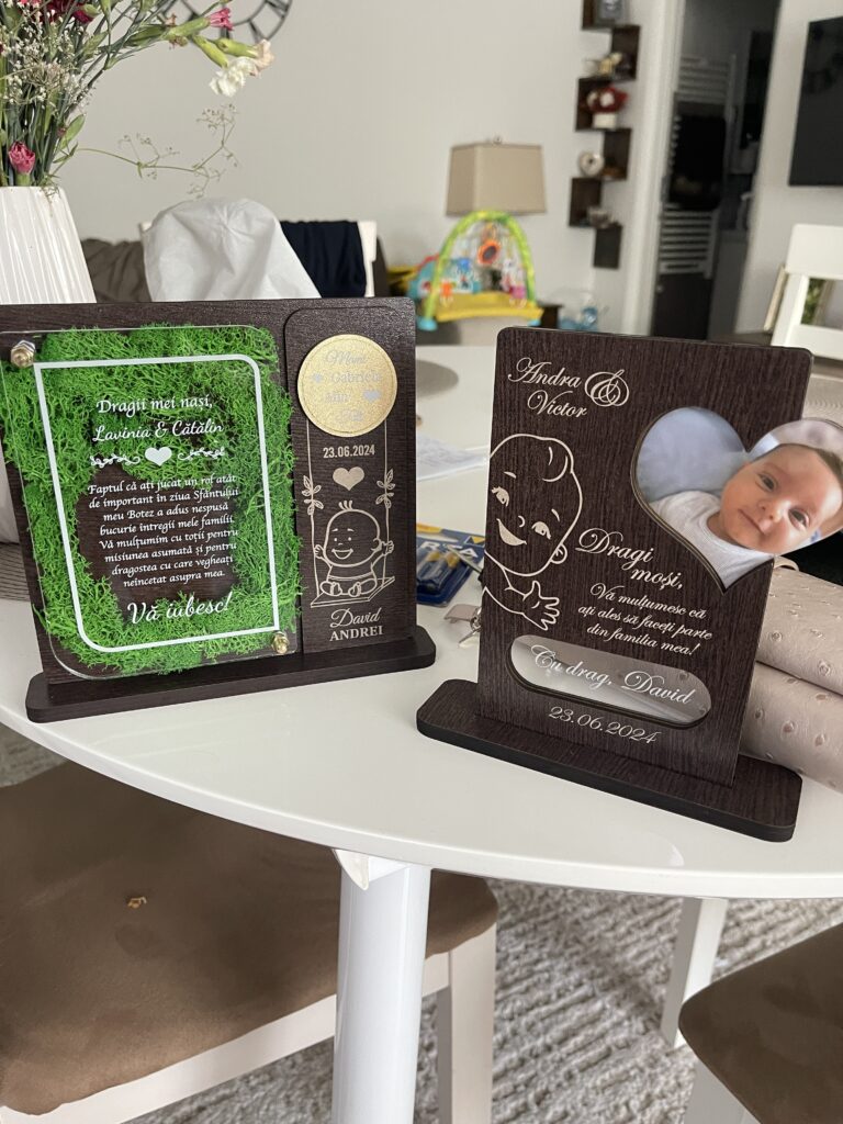 Fotografie reală cu „Trofeu personalizat cu licheni - Multumire nasi botez”, trimisă în recenzia #939660