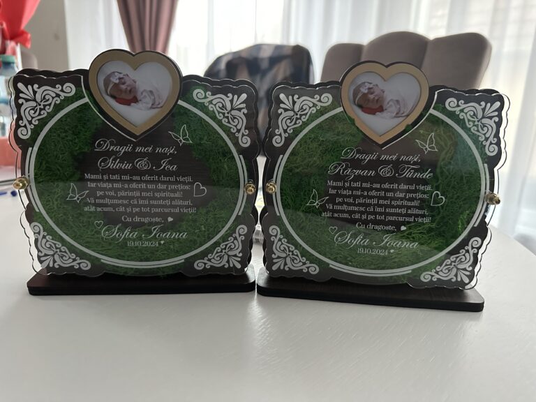 Fotografie reală cu „Trofeu Personalizat cu Licheni - Pentru nasii de botez”, trimisă în recenzia #1011296