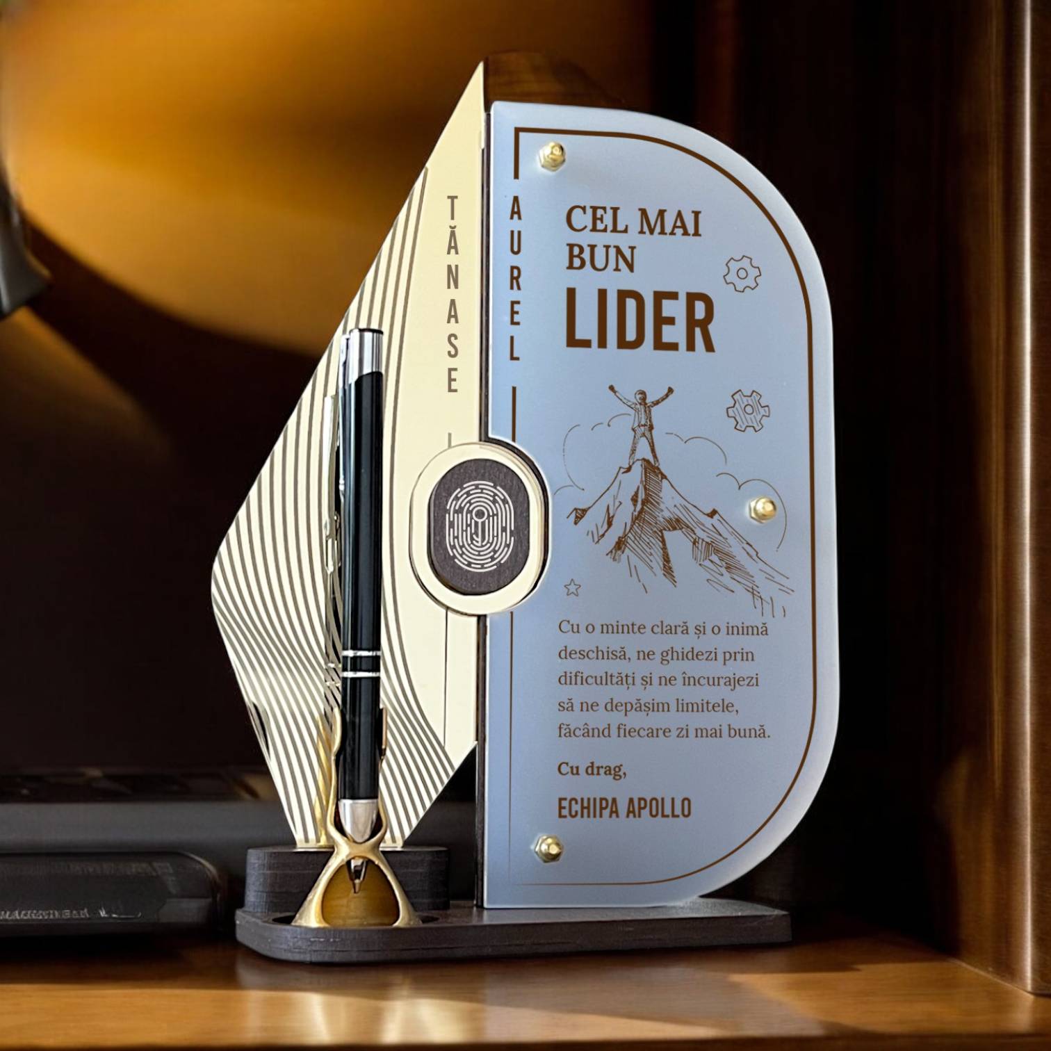 Trofeu personalizat cu pix - Special pentru lider