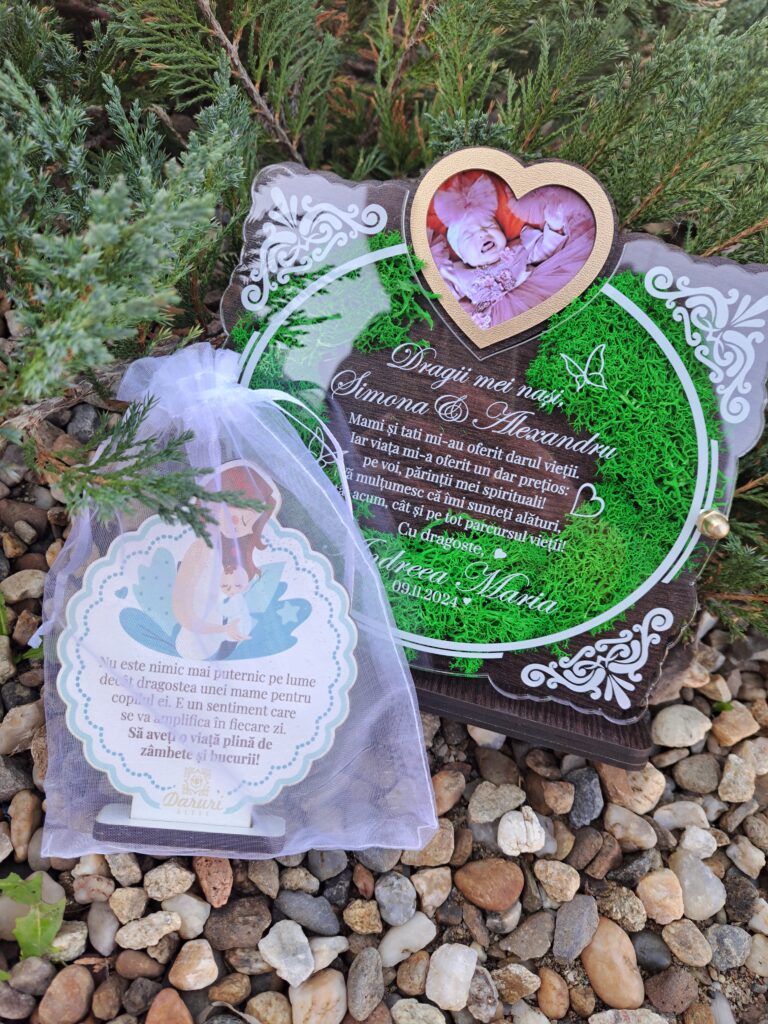 Fotografie reală cu „Trofeu Personalizat cu Licheni - Pentru nasii de botez”, trimisă în recenzia #1038567