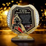 trofeu_personalizat_-_maestru_in_karate_trofee-personalizate_38893430_cadou_personalizat.jpg