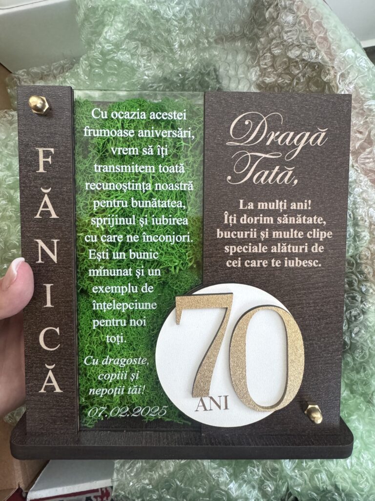 Fotografie reală cu „Cadou personalizat cu licheni- Trofeu pentru tata”, trimisă în recenzia #1095034