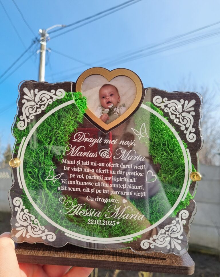 Fotografie reală cu „Trofeu Personalizat cu Licheni - Pentru nasii de botez”, trimisă în recenzia #1106517