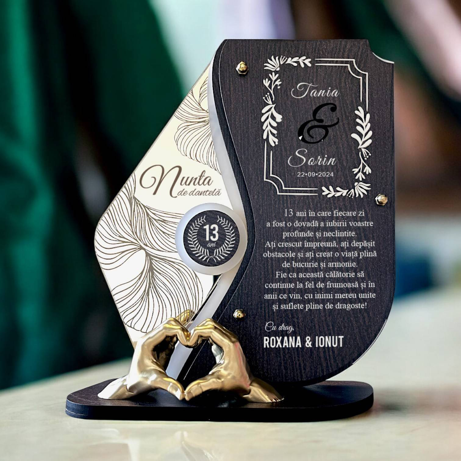 Trofeu personalizat 13 ani – Nunta de dantela – Manute