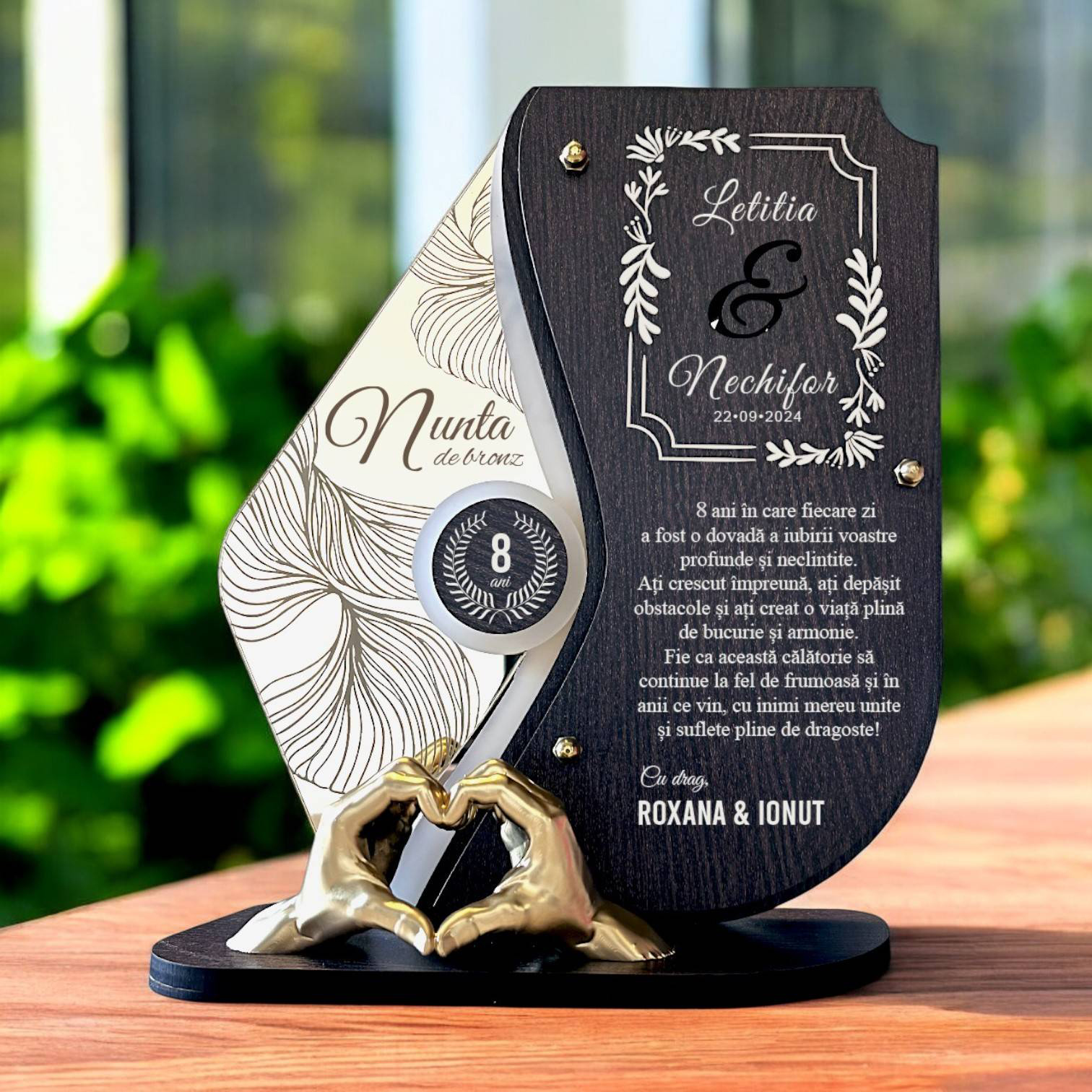 Trofeu personalizat 8 ani – Nunta de bronz – Manute