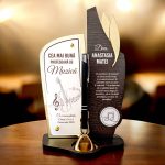 Trofeu personalizat cu pix – Cea mai buna profesoara de muzica