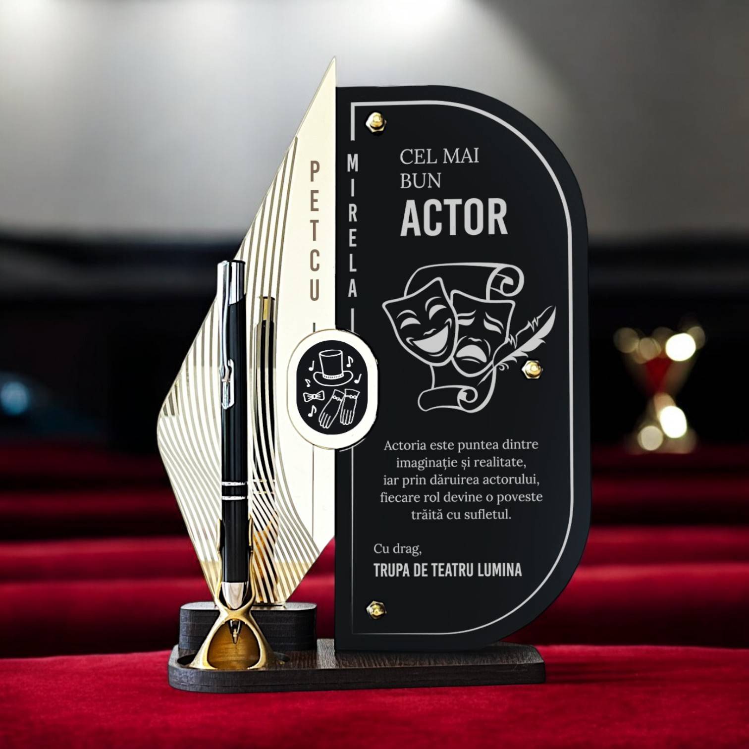 Trofeu personalizat cu pix pentru actor