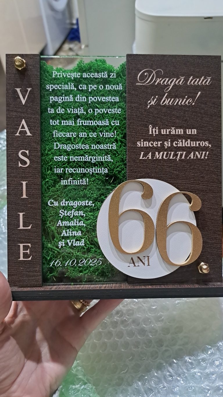 Fotografie reală cu „Cadou personalizat cu licheni- Trofeu pentru tata”, trimisă în recenzia #1268290