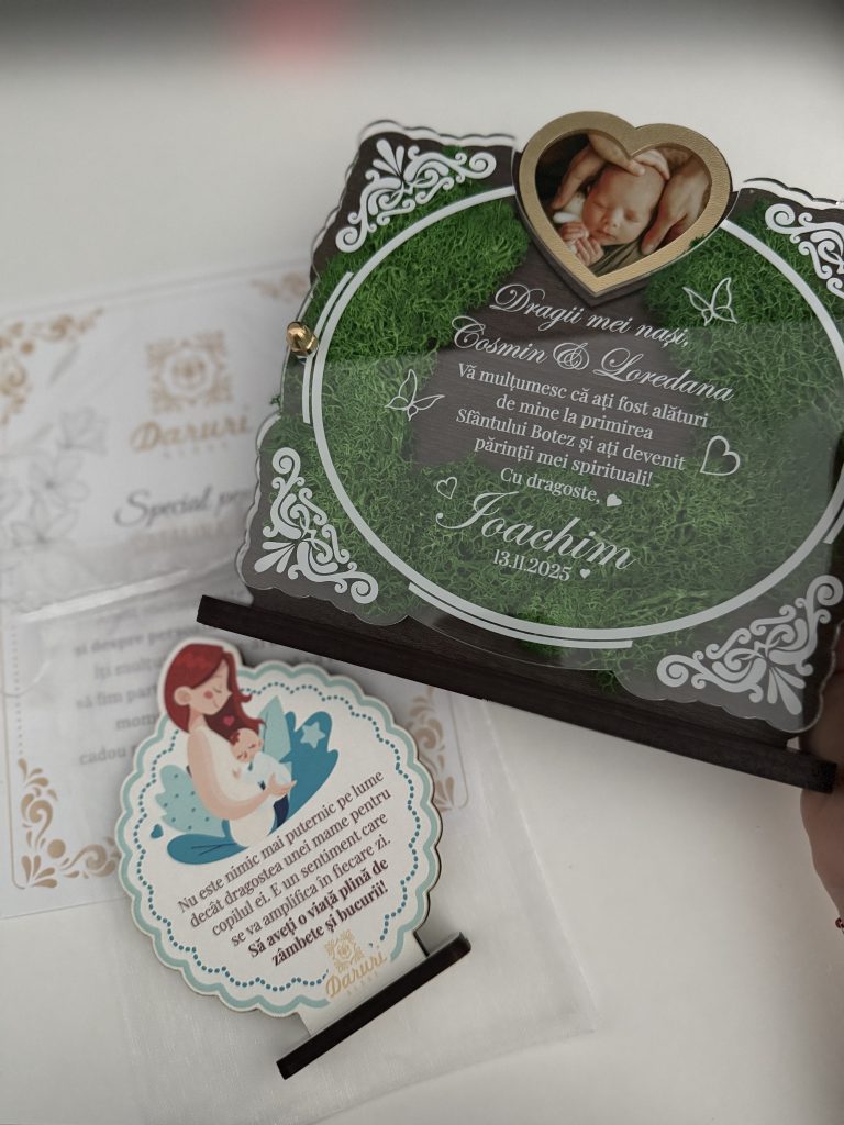 Fotografie reală cu „Trofeu Personalizat cu Licheni - Pentru nasii de botez”, trimisă în recenzia #1277380
