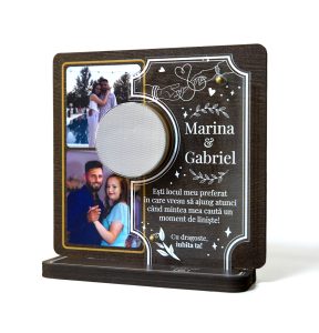 Trofeu personalizat persoana iubita – LED multicolor + boxa si 2 poze