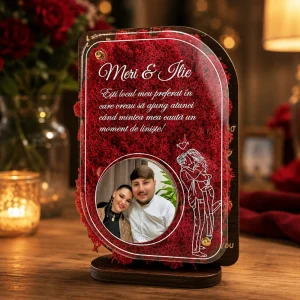 Trofeu personalizat cu boxa – pentru persoana iubita