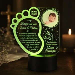 Cadou pentru nasi de botez - trofeu LED cu poza finutului