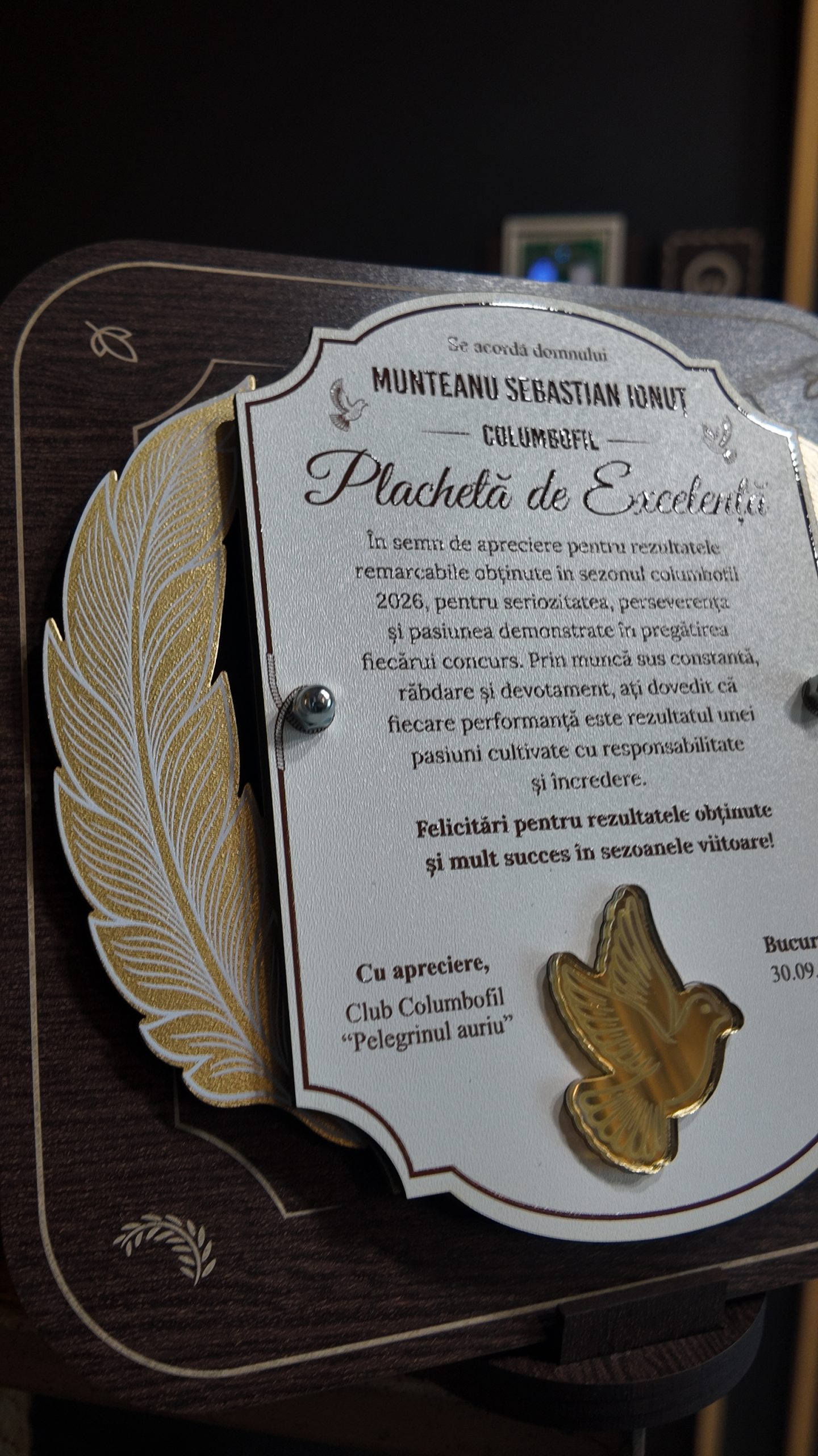 Plachetă personalizată pentru columbofil 72883 Plachetă personalizată pentru columbofil