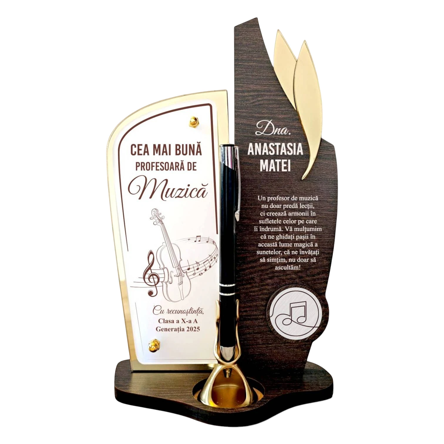 Trofeu personalizat cu pix – Cea mai buna profesoara de muzica - Fundal Alb