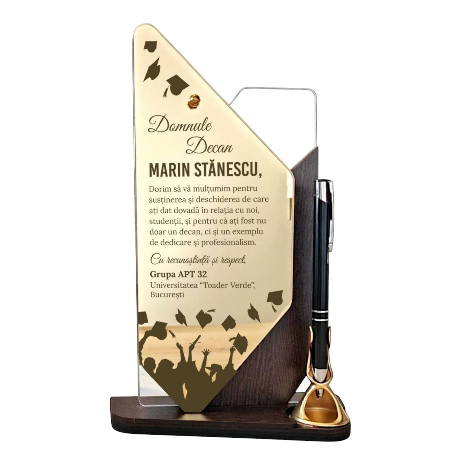 Trofeu personalizat cu pix – Cadou pentru Decan la Absolvire