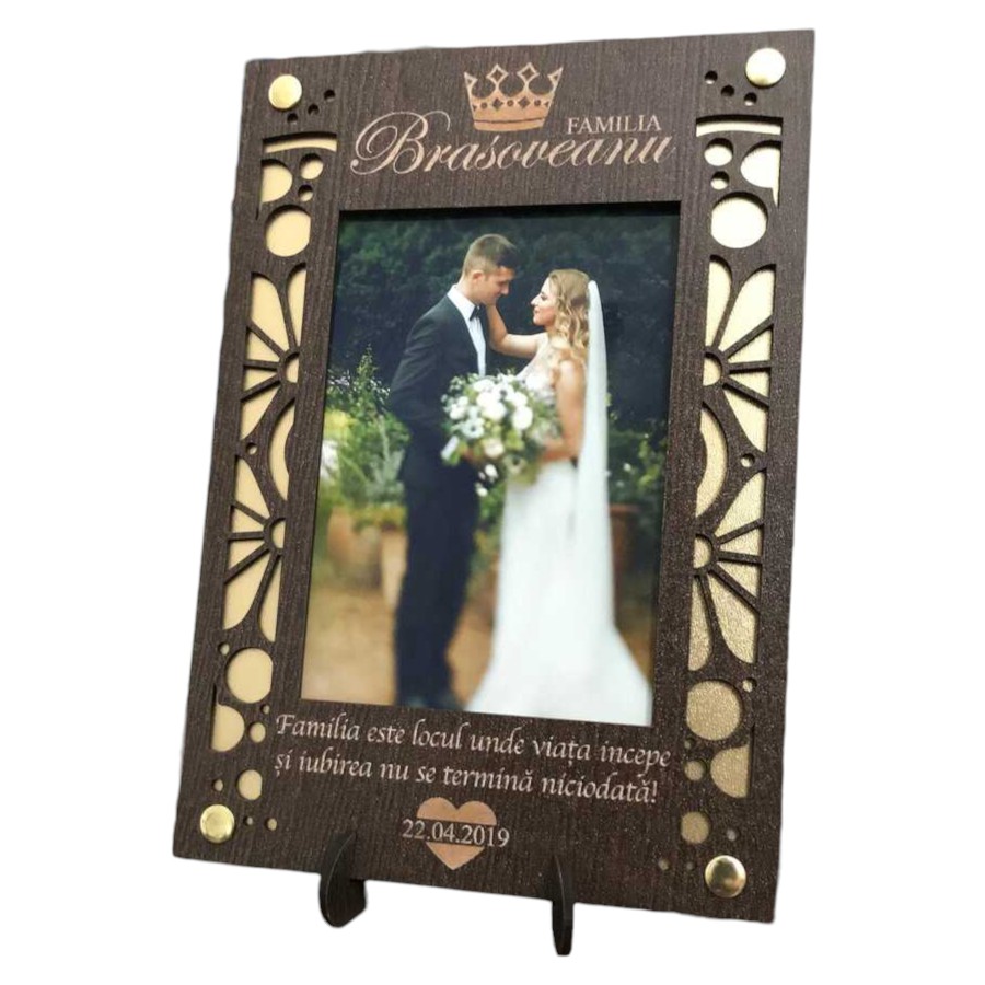 Rama foto personalizata – Cadou de nunta premium - Fundal Alb